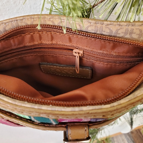 VINTAGE Fossil Multicolored Striped Crossbody Bag - Picture 8 of 13